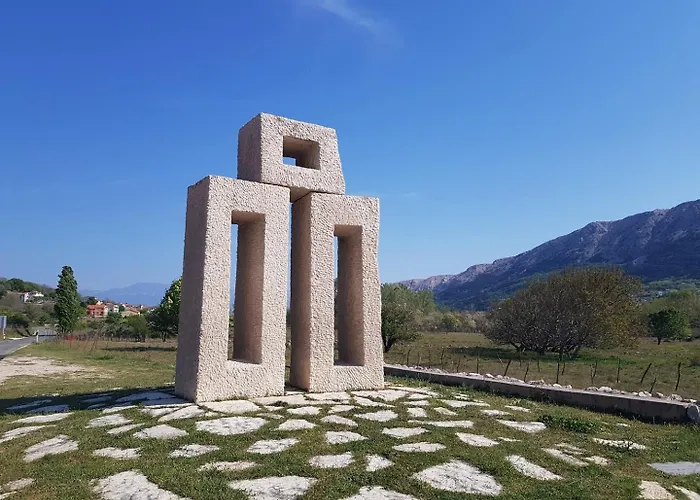 Πανσιόν Garden 3*