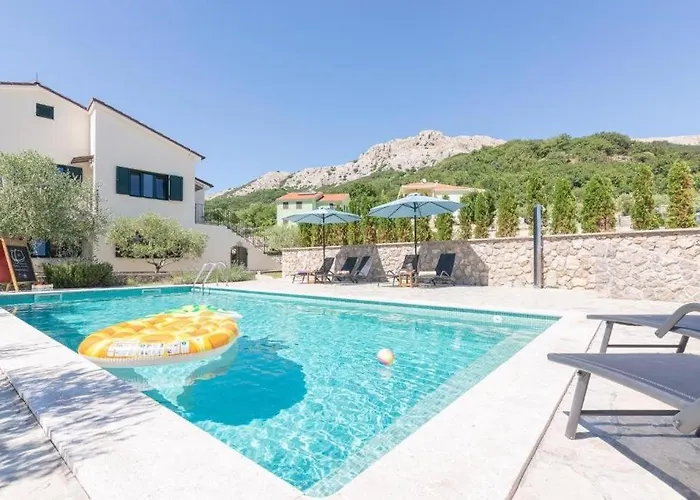 Garden Πανσιόν 3*